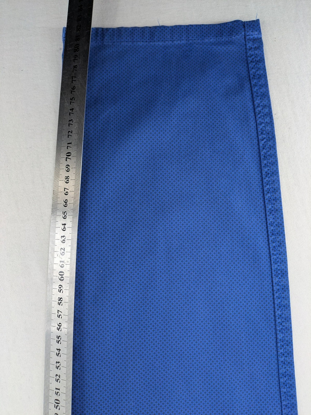Sir Raymond Tailor blue chino pants cotton with subtle allover dot pattern