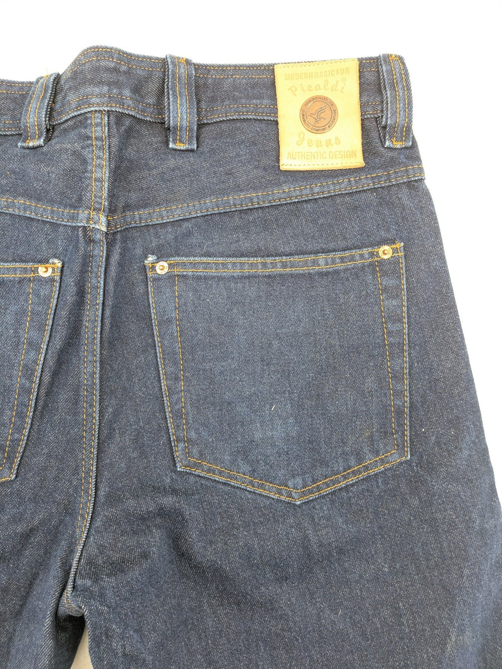 Picaldi blue straight jeans with button fly and frayed hem, 5-pocket design.