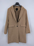 Amisu beige wool jacket single-breasted with lapel collar and two flap pockets.