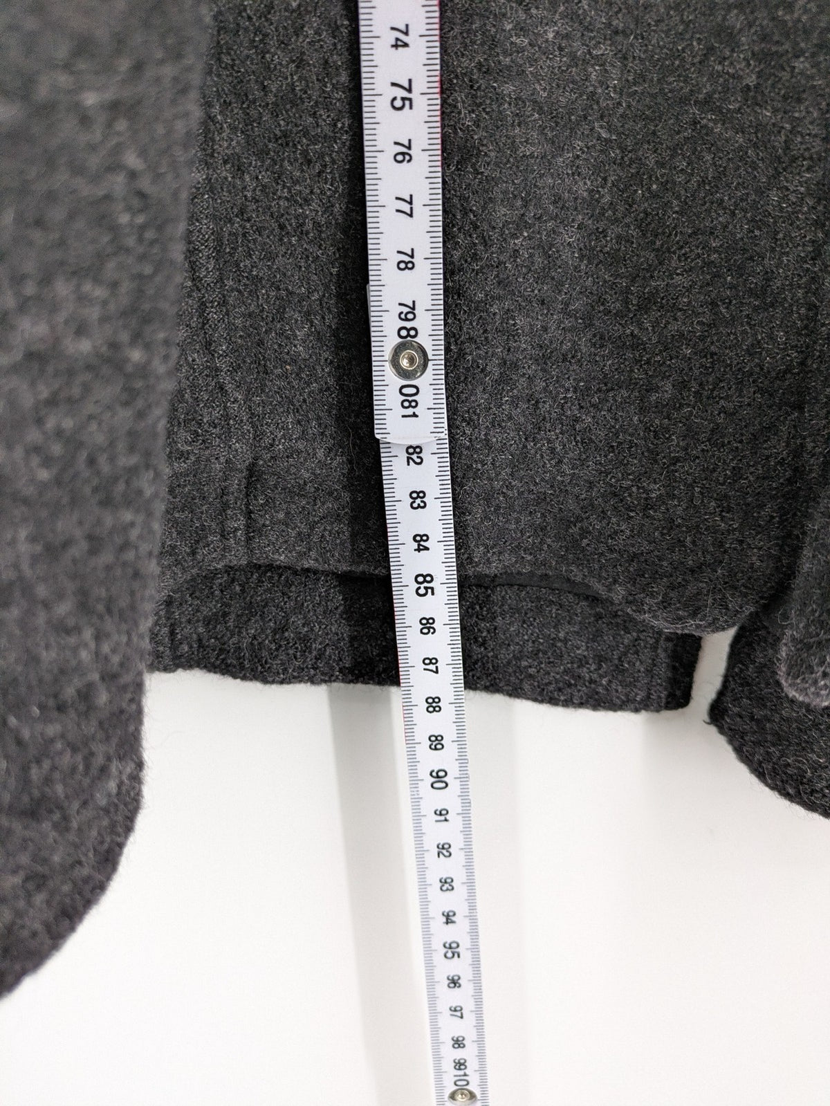 Mamalila grey coat 100% wool with hood and practical pockets, stylish design.