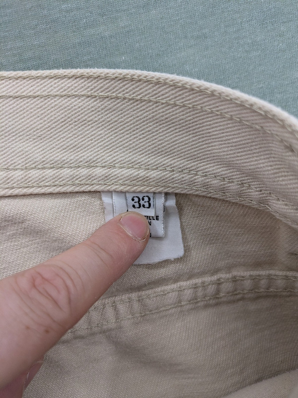 Emme beige jeans shorts size 33 classic 5-pocket design made in Italy cotton.