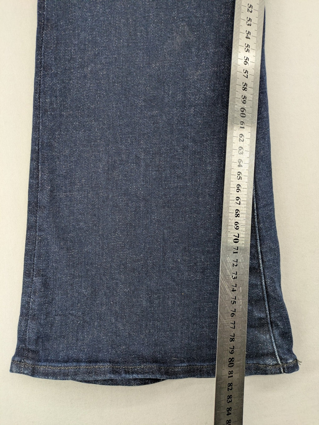 G-Star Raw blue flare jeans with classic 5-pocket design and stretch denim material.