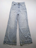 Hollister blue straight jeans ultra high-rise wide leg with frayed hem and classic five-pocket design.