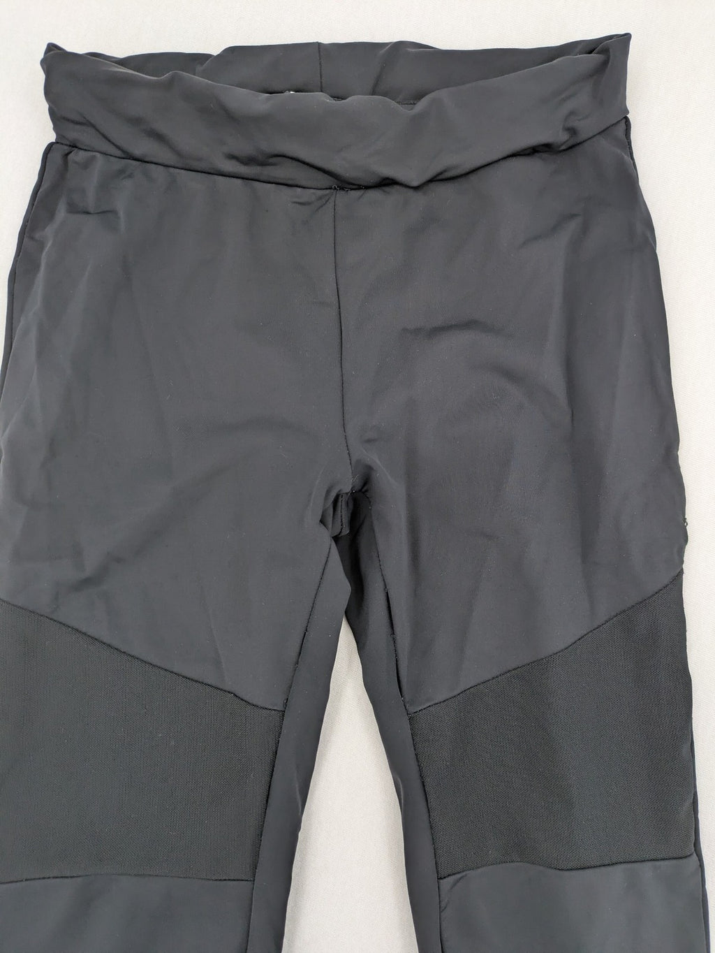 Urban Classics black bicycle tights with grey knee panels and high waist design.