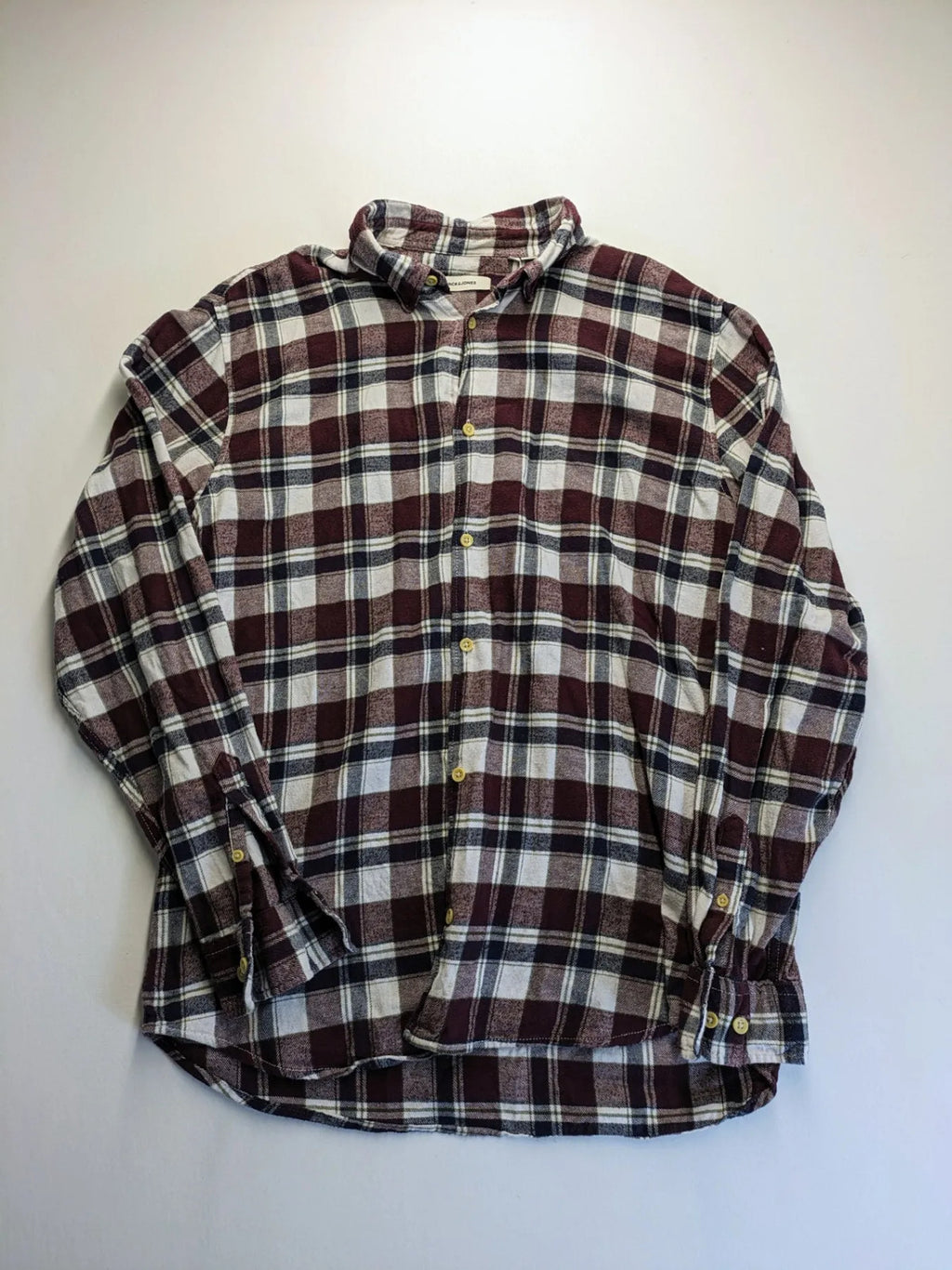 Jack & Jones flannel shirt red check pattern, long sleeves, 100% cotton, classic collar.