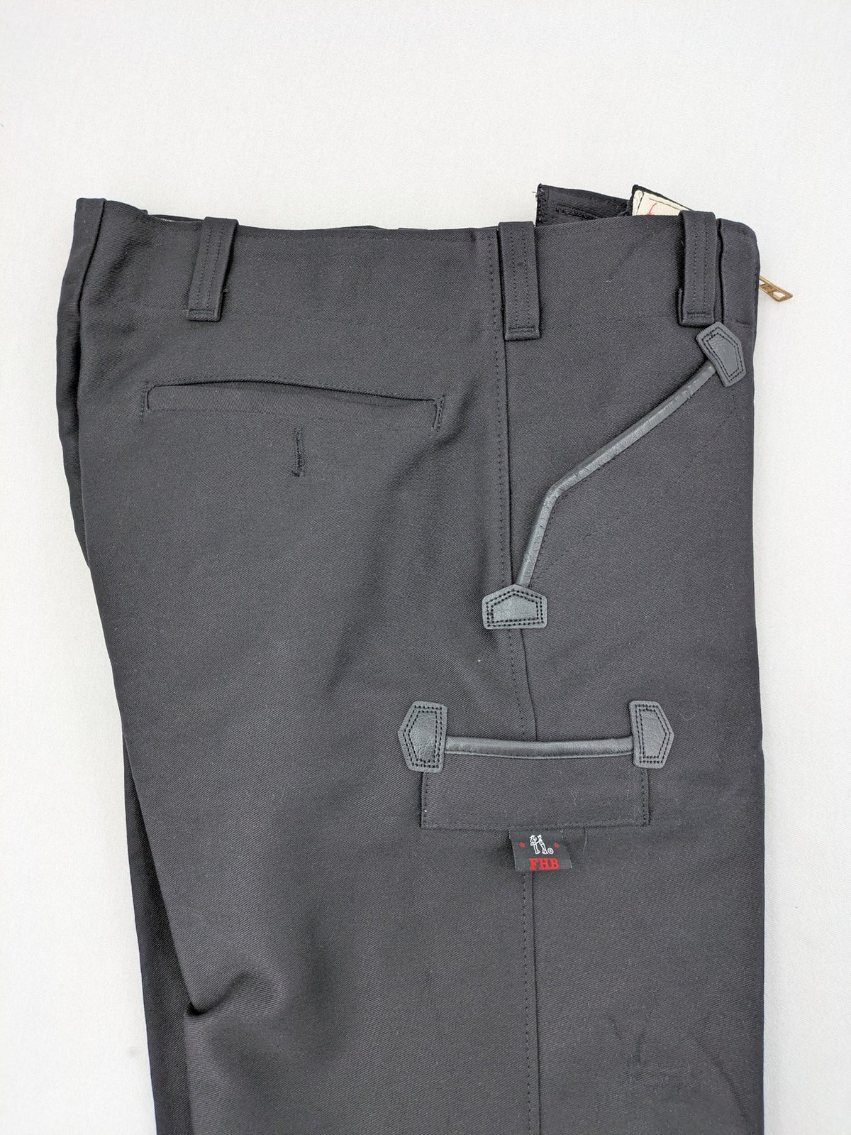 FHB hunting pants grey with double zipper and leather reinforcements, made from 100% cotton.