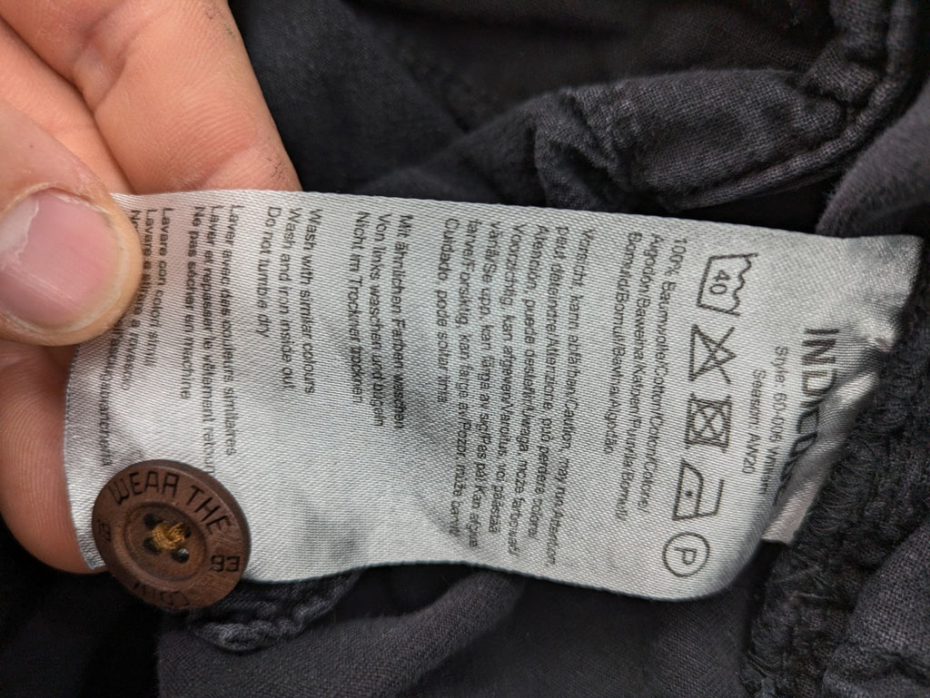 Indicode grey cargo pants with multiple pockets and durable cotton material.