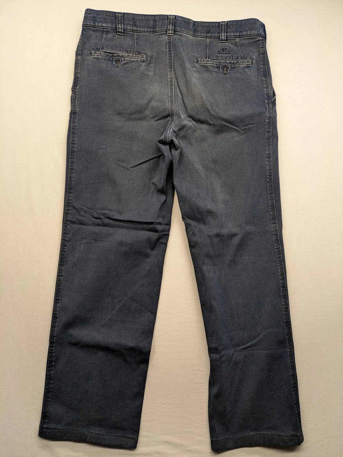 Club of Comfort blue straight jeans, stretch material, comfort fit, zip closure, practical pockets.