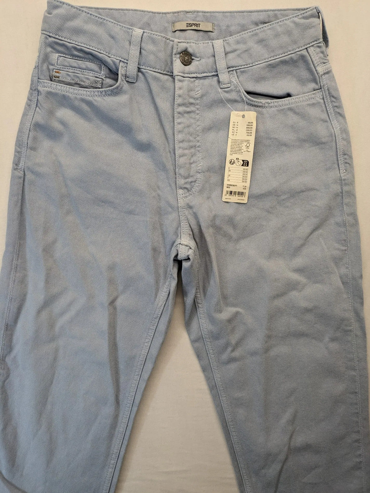 Esprit blue mom fit jeans high waist 5-pocket design with original tag.