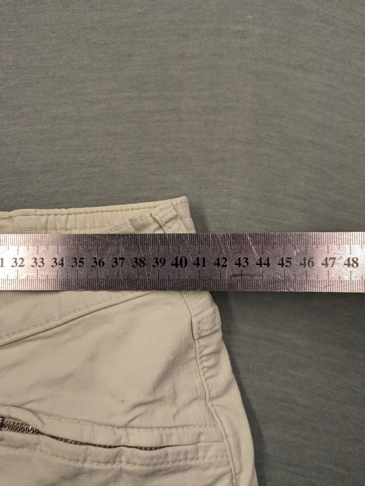 Zerres beige Capri pants soft cotton blend with zip pockets and Comfort-N logo.