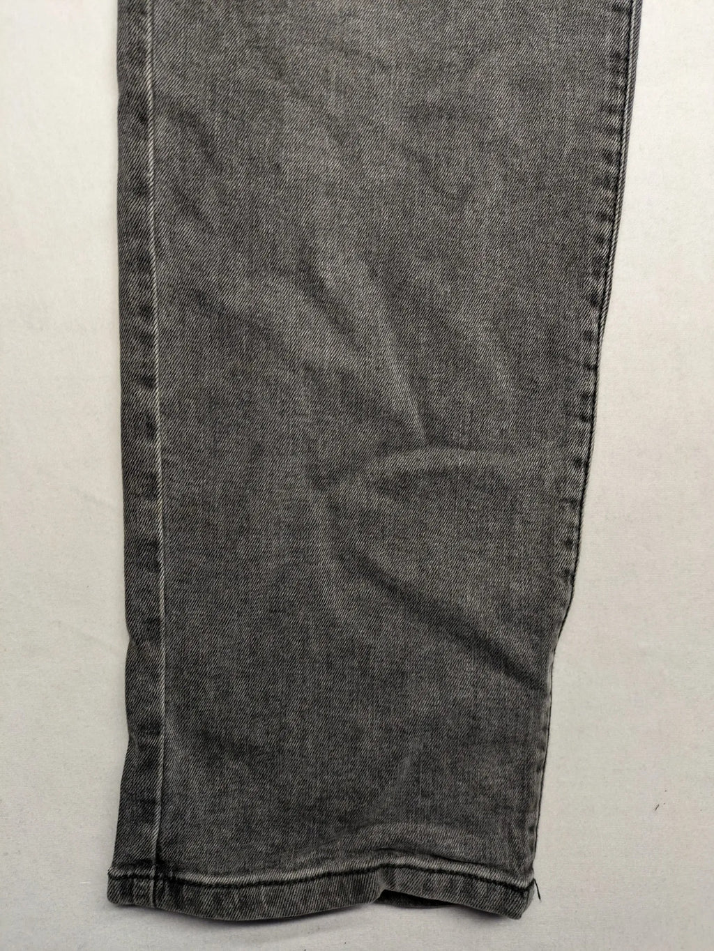 Engbers grey straight jeans stone washed with classic 5-pocket design and used look.