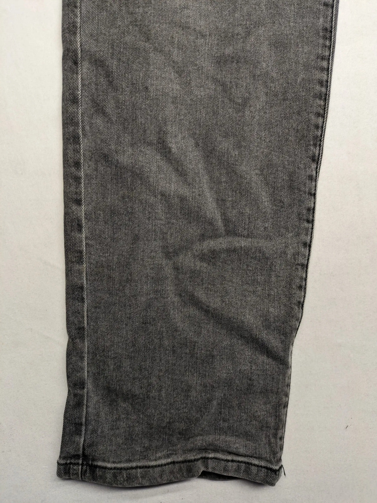 Engbers grey straight jeans stone washed with classic 5-pocket design and used look.