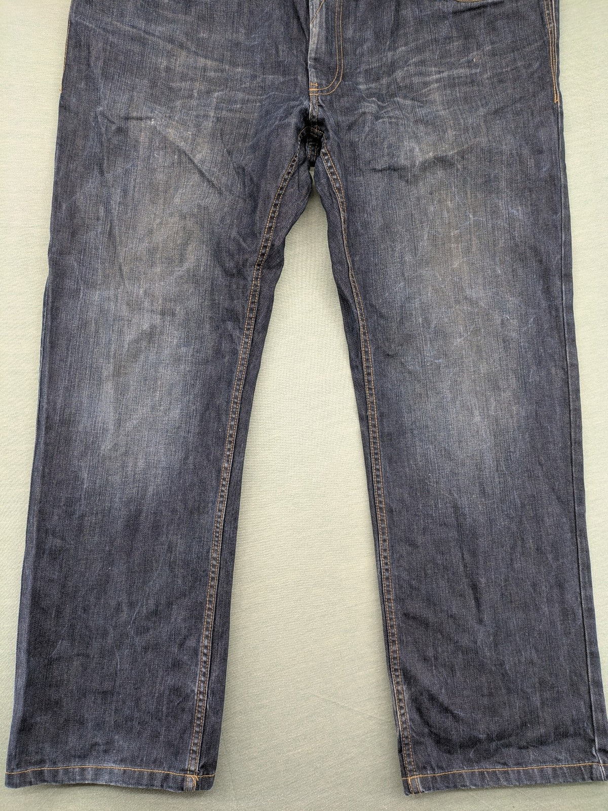 Back Of Beyond blue straight jeans 5-pocket design with classic denim wash.