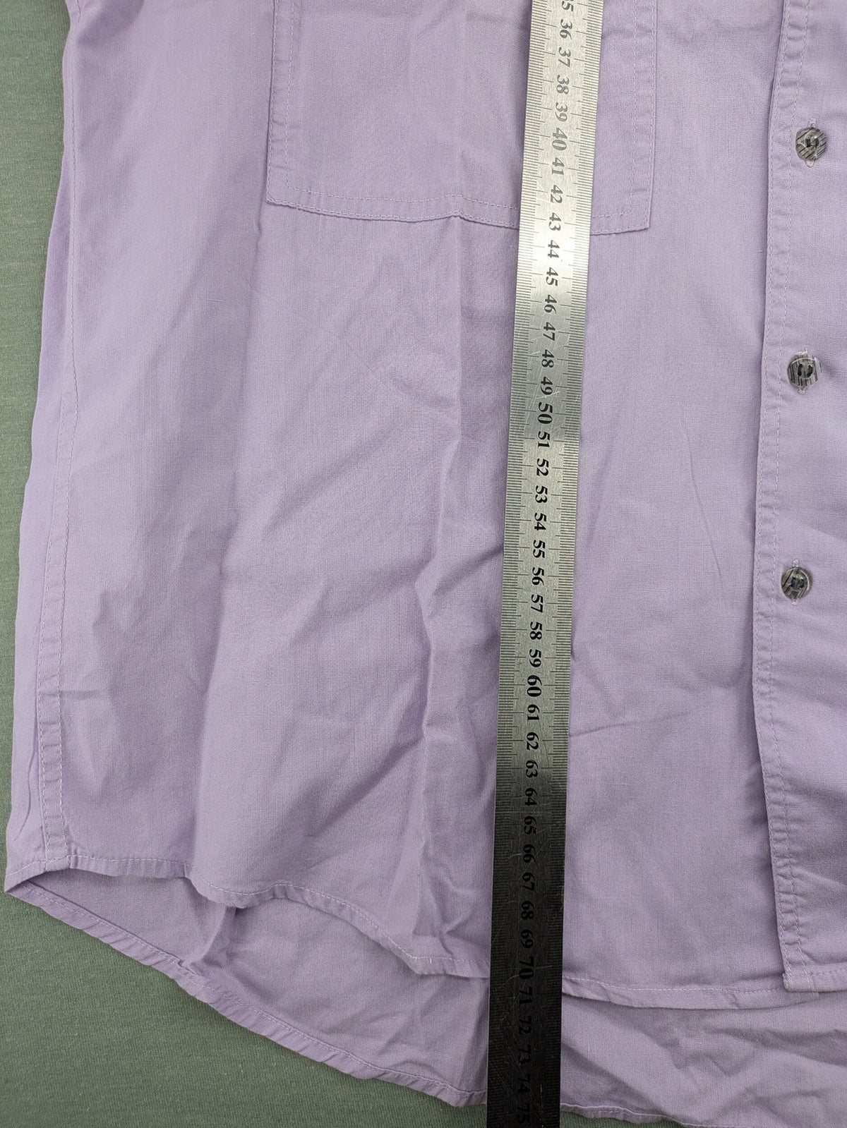 Mingo purple short-sleeve button-down shirt with classic collar and chest pockets.