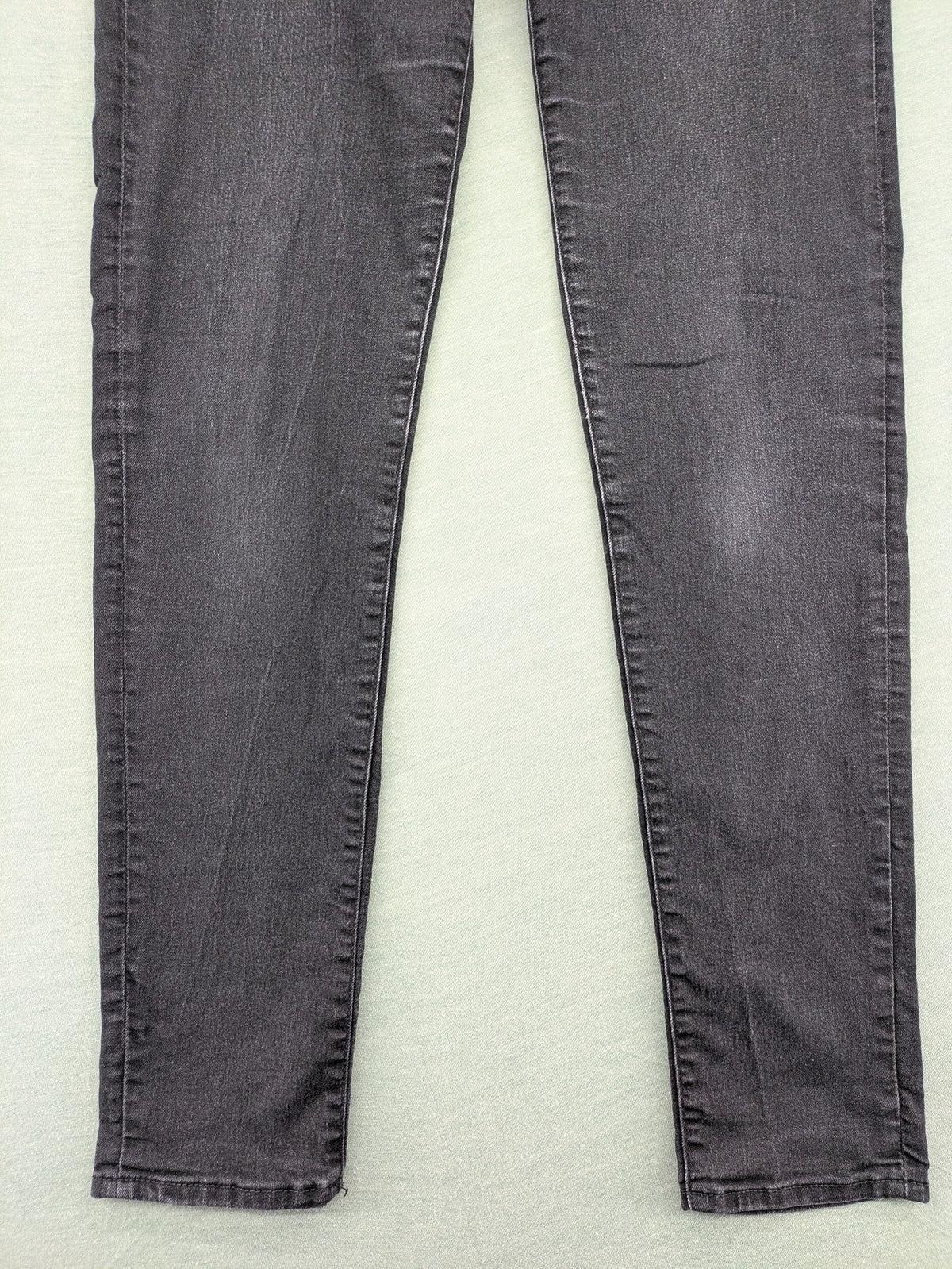 H&M grey super skinny jeans low rise with stretch denim and classic design.