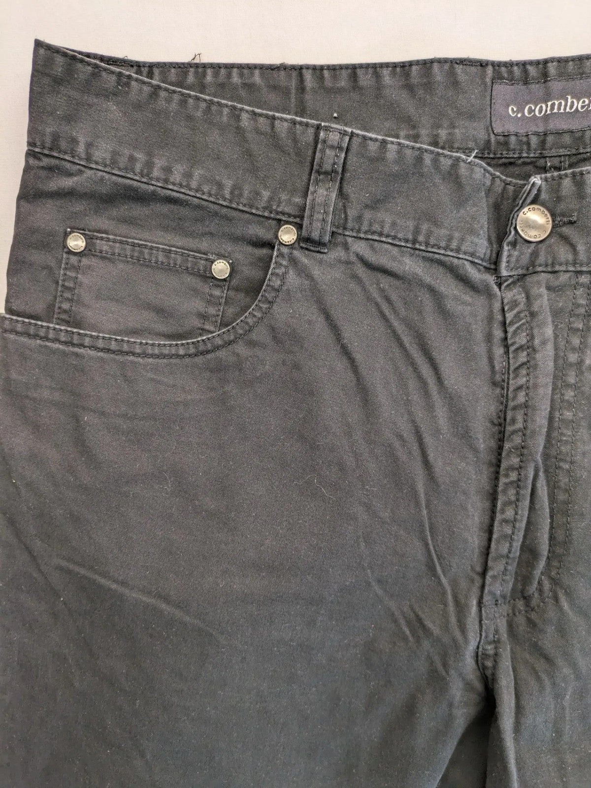 C.Comberti grey straight jeans 5-pocket design made of stretch cotton.