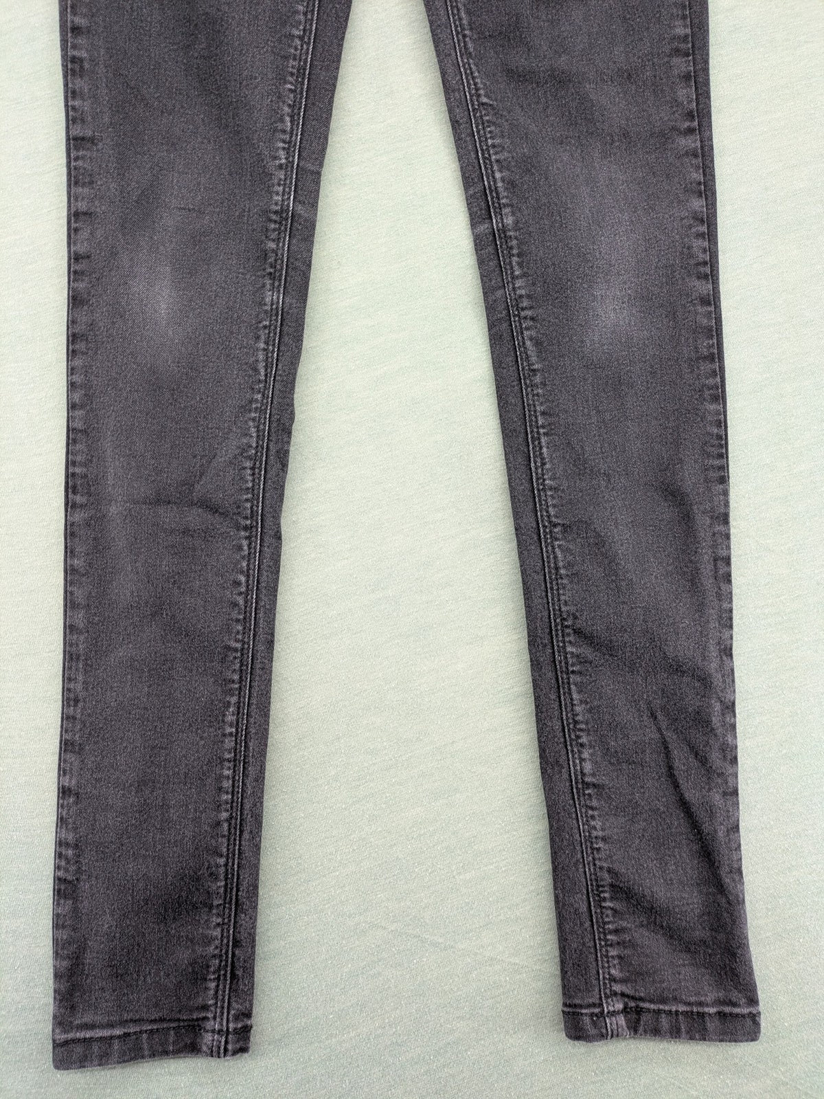 Blue Effect blue straight jeans with adjustable waistband and classic 5-pocket style.