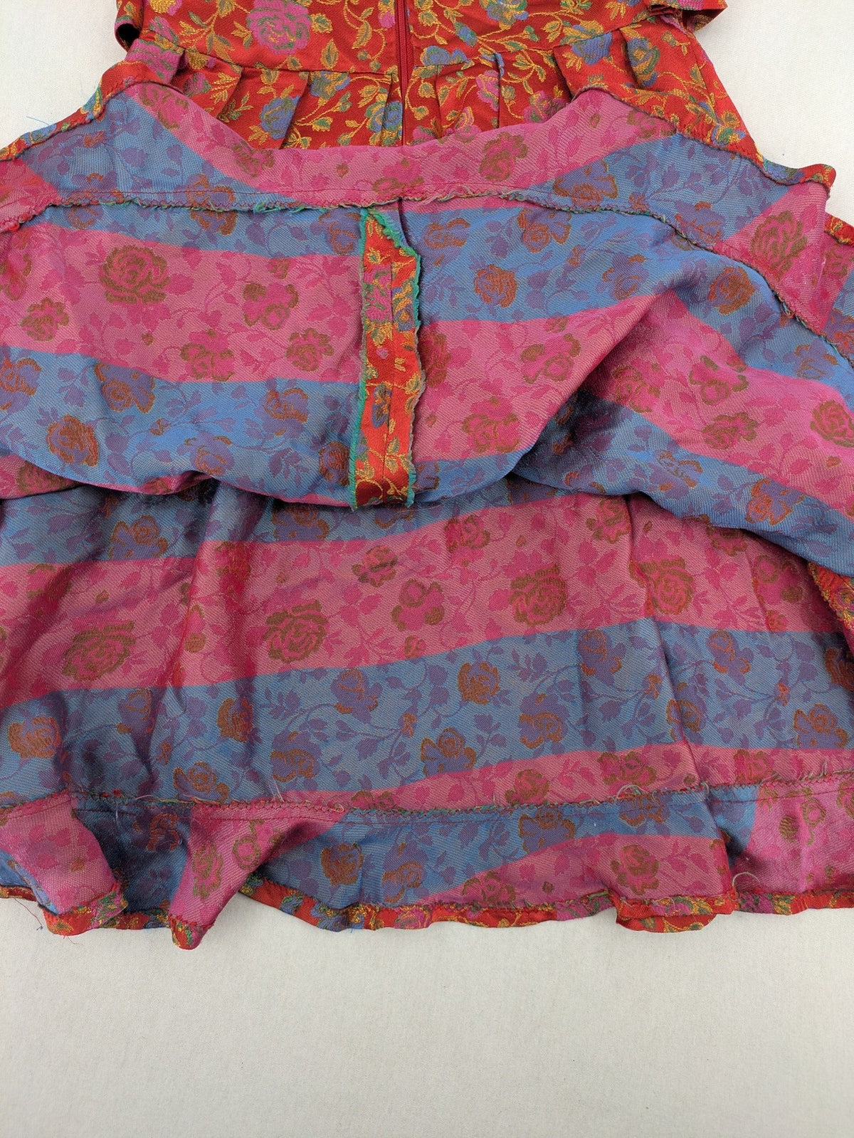 Jacquard multi A-line dress red floral jacquard pattern with matching waist tie.