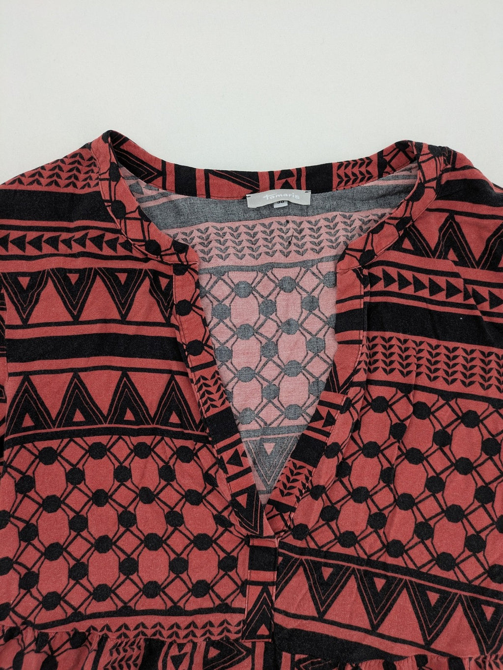 Tamaris boho tunic dress black red geometric pattern V-neck 3/4 bell sleeves