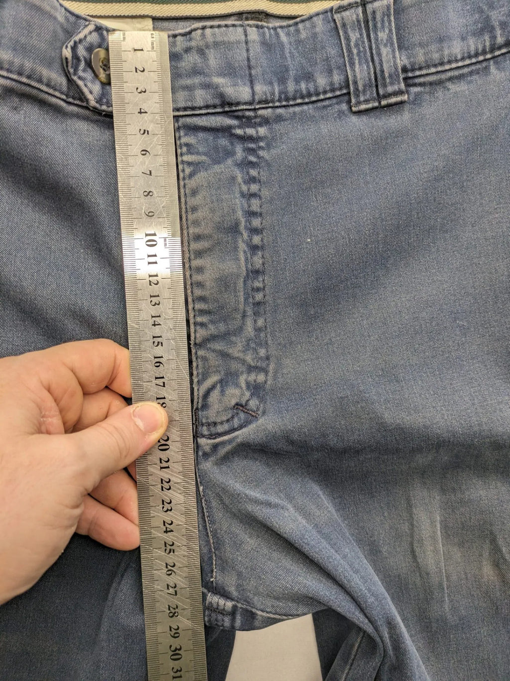Club of Comfort blue straight jeans, stretch material, comfort fit, zip closure, practical pockets.