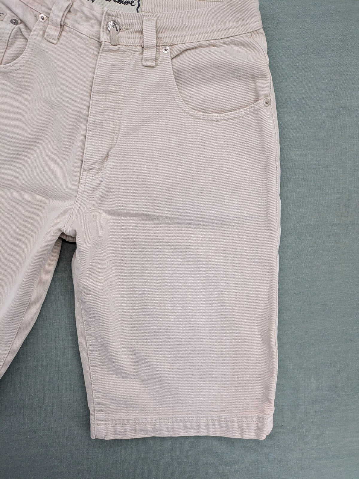 Emme beige jeans shorts size 33 classic 5-pocket design made in Italy cotton.