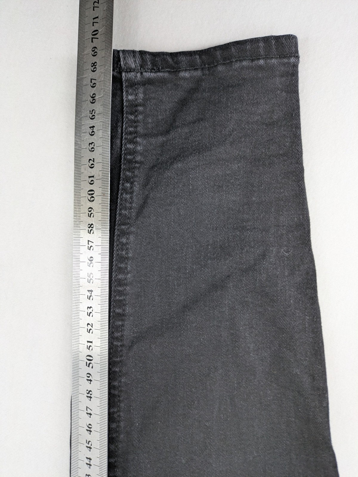Pull&Bear grey skinny jeans high rise with classic five-pocket design and stretch denim.