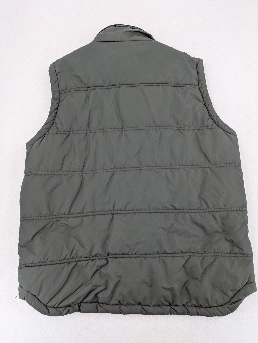 Camargue grey quilted jacket with fleece collar and buttoned pockets.