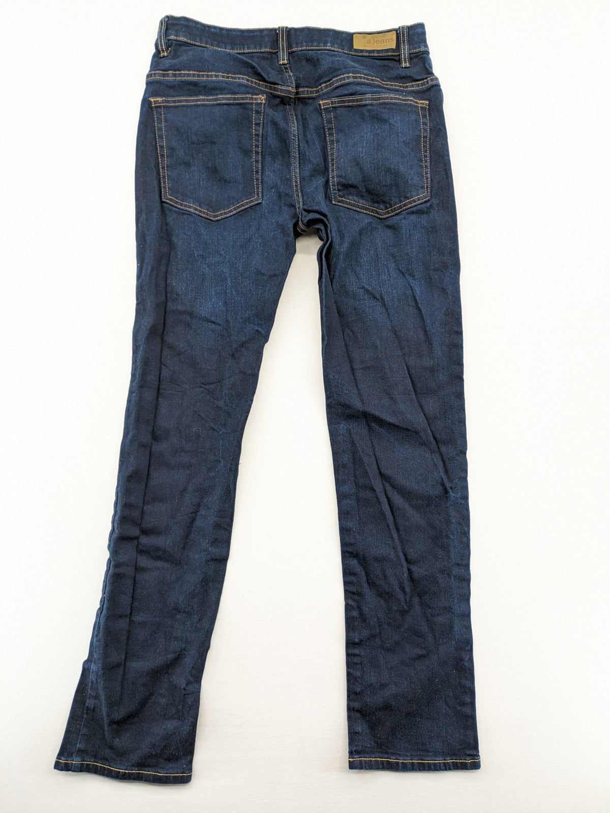 The Straight blue straight leg jeans with contrast stitching and 5-pocket design.