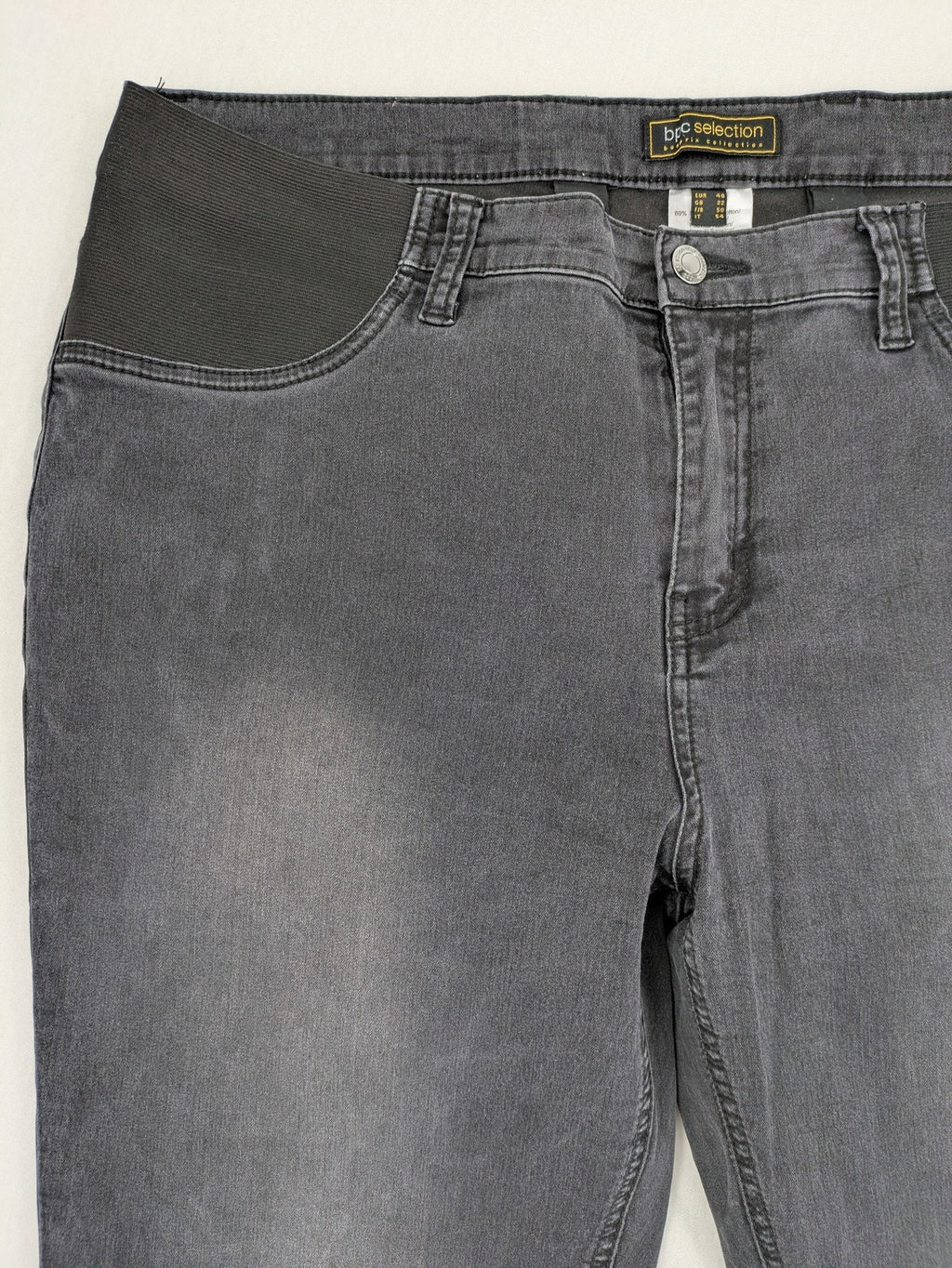 Bpc Selection grey maternity jeans, stretch denim, classic 5-pocket style, elastic waistband.