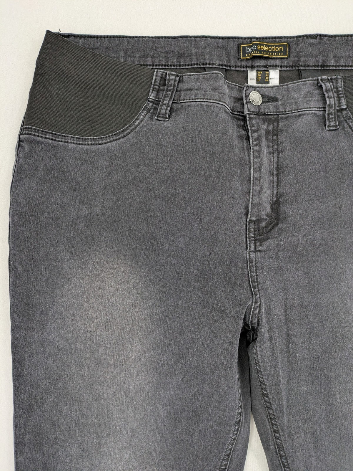 Bpc Selection grey maternity jeans, stretch denim, classic 5-pocket style, elastic waistband.