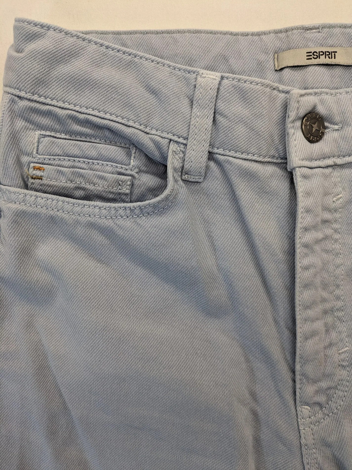 Esprit blue mom fit jeans high waist 5-pocket design with original tag.