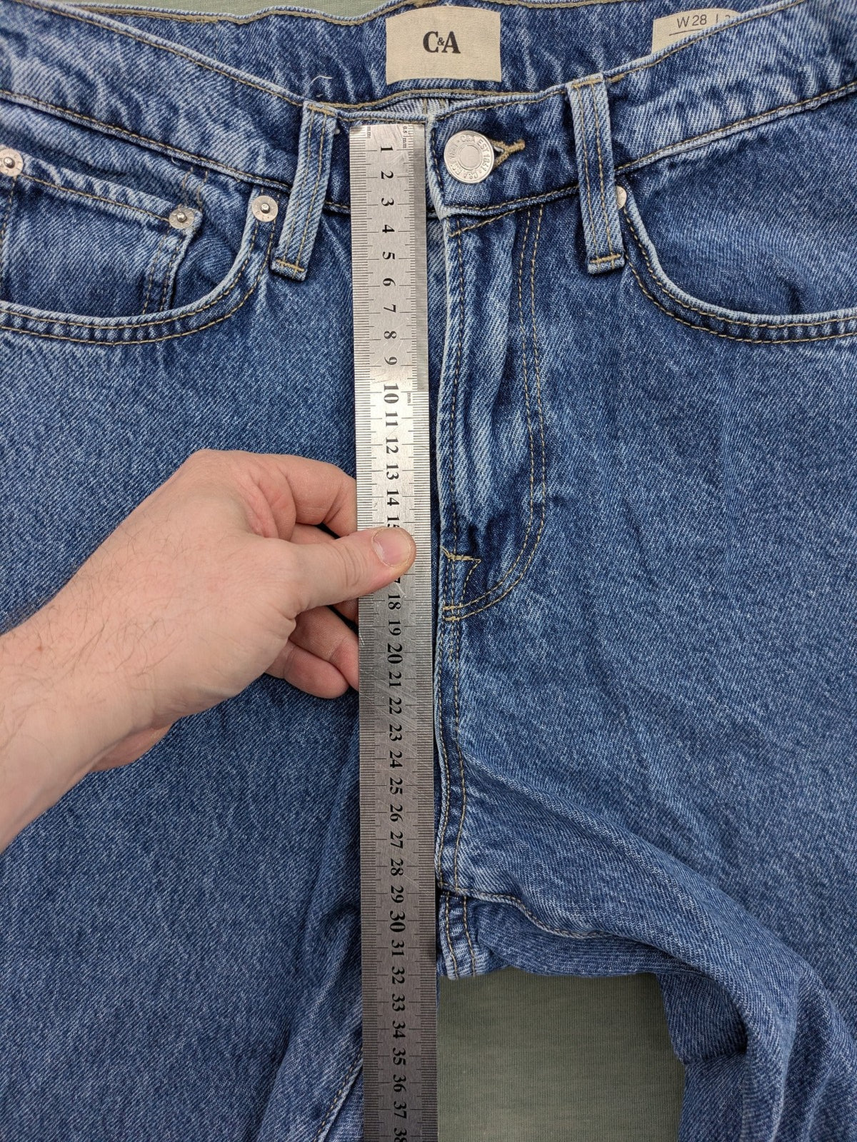 C&A blue straight jeans relaxed fit classic 5-pocket design durable denim material