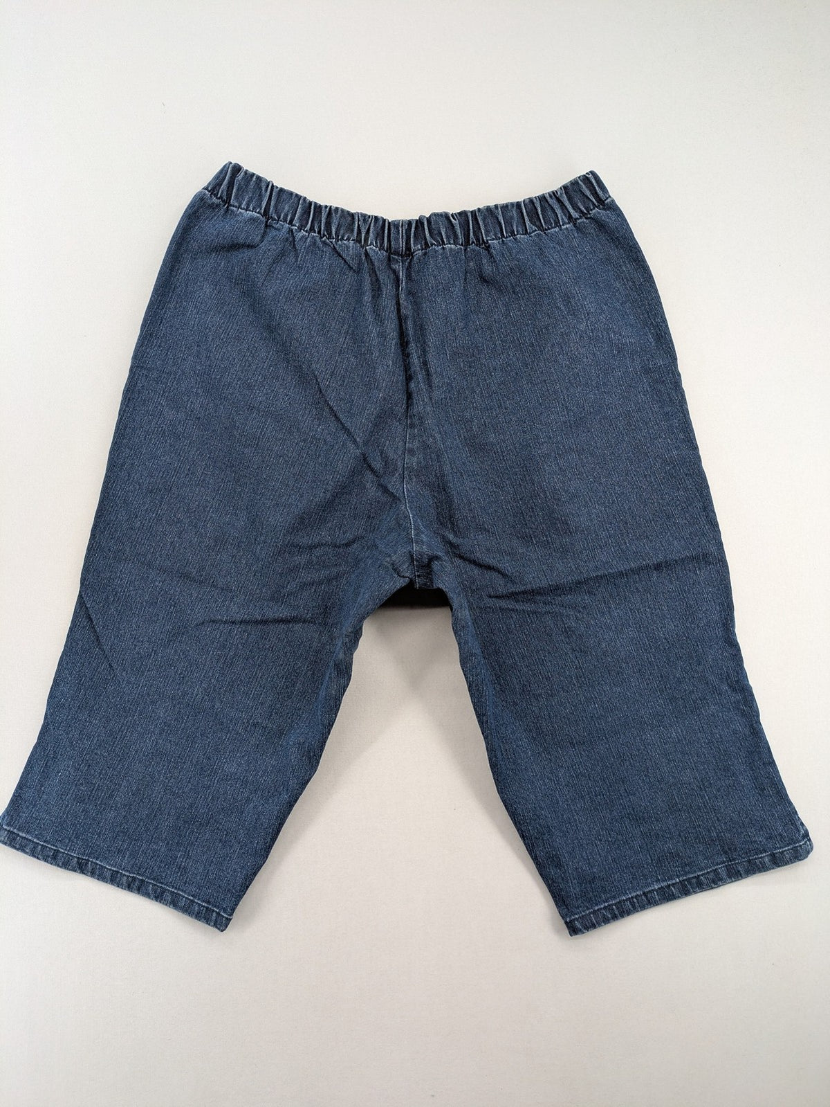 Denim & Co. blue capri jeans with elastic waistband and embellished rhinestones.