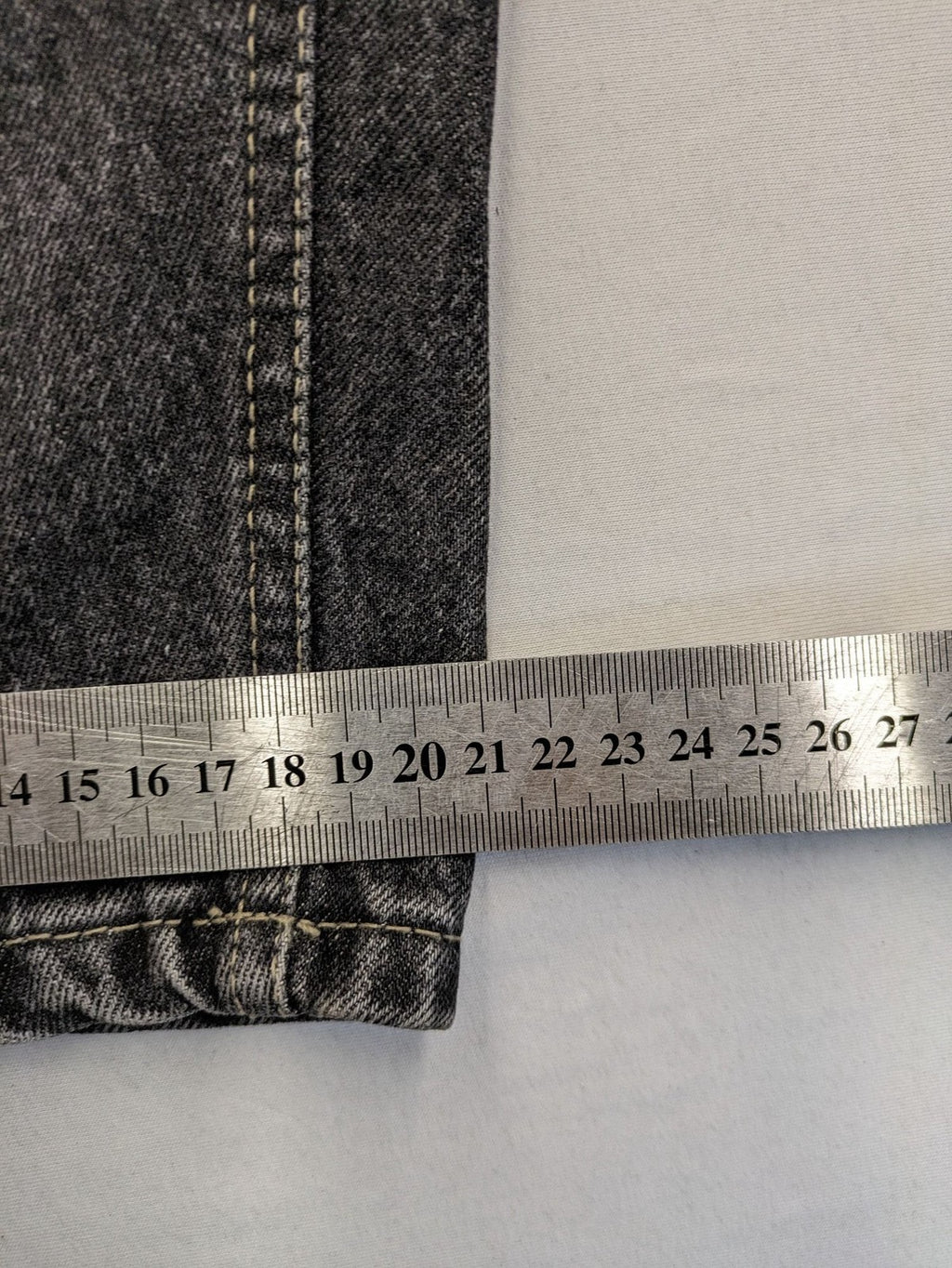 Jinglers straight jeans black grey faded wash, classic 5-pocket style, 100% cotton.