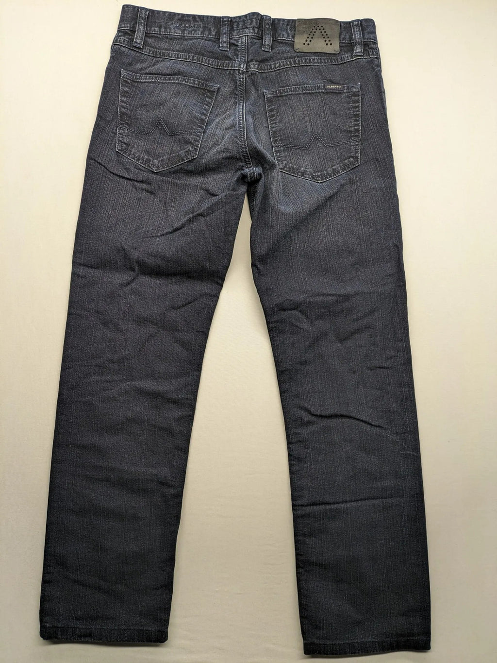 ALBERTO straight jeans dark blue five-pocket style with zipper, made from stretch denim.