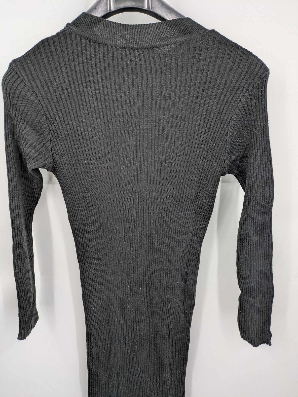Atmosphere black bodycon midi dress with ribbed texture and long sleeves.