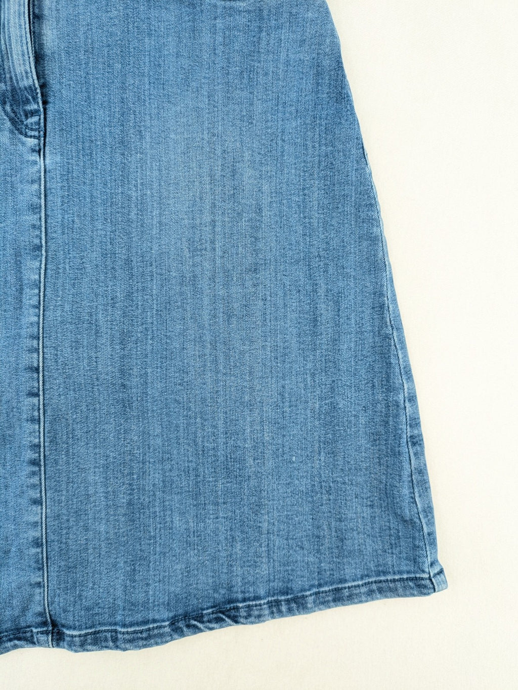 Tchibo blue knee-length skirt A-line silhouette with classic denim wash and cotton blend material.