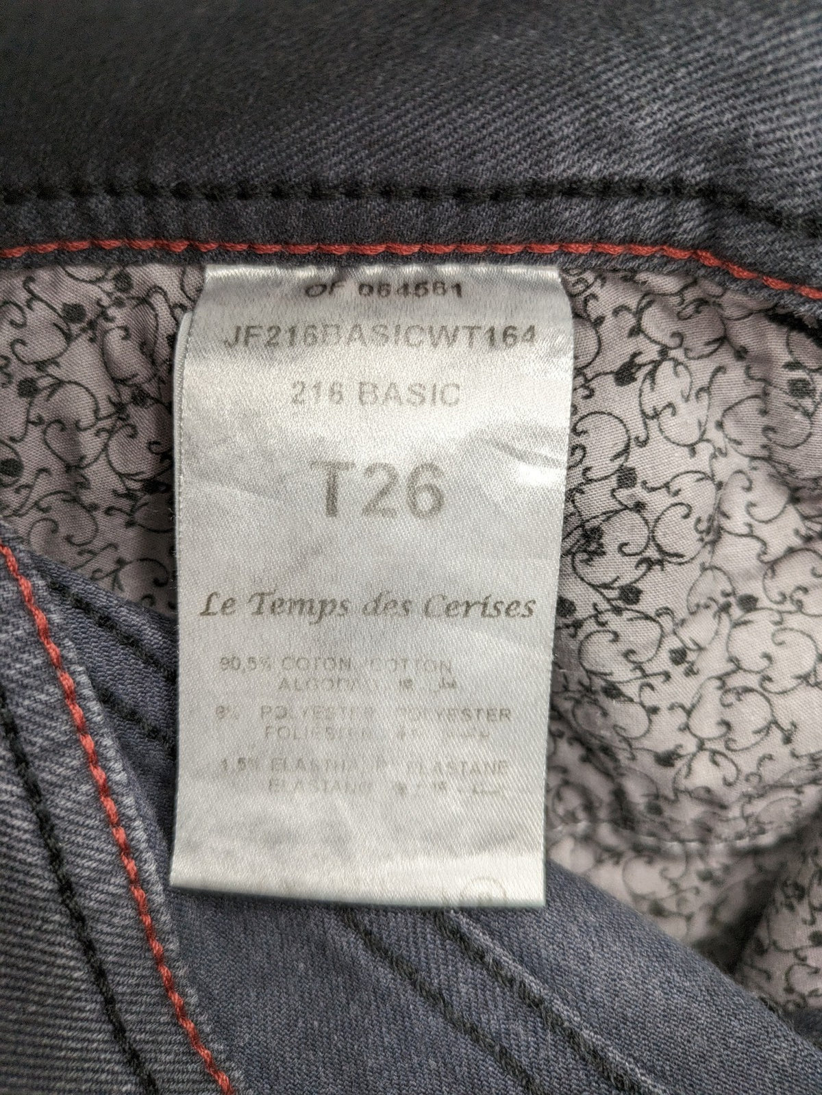 Le Temps des Cerises grey skinny jeans high waist with faded wash and logo detail.