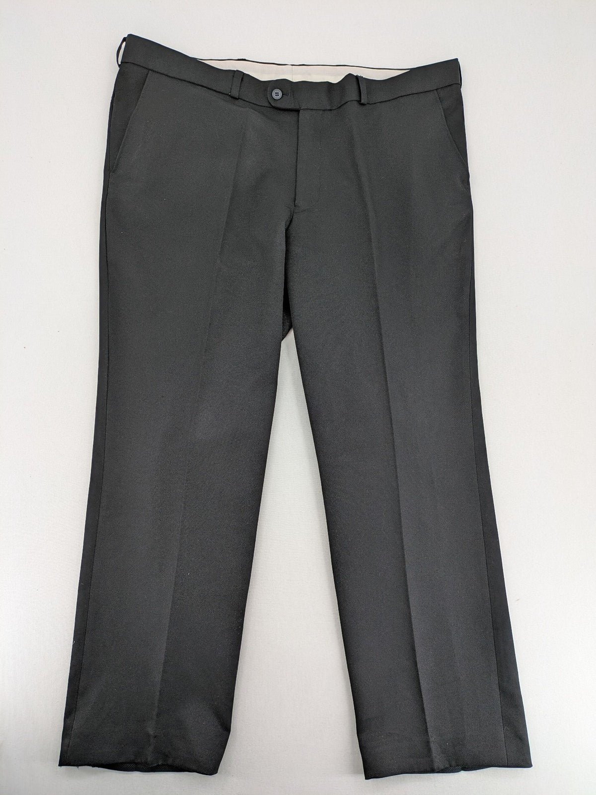 C&A pink pants flat-front design with two side pockets and two back pockets.