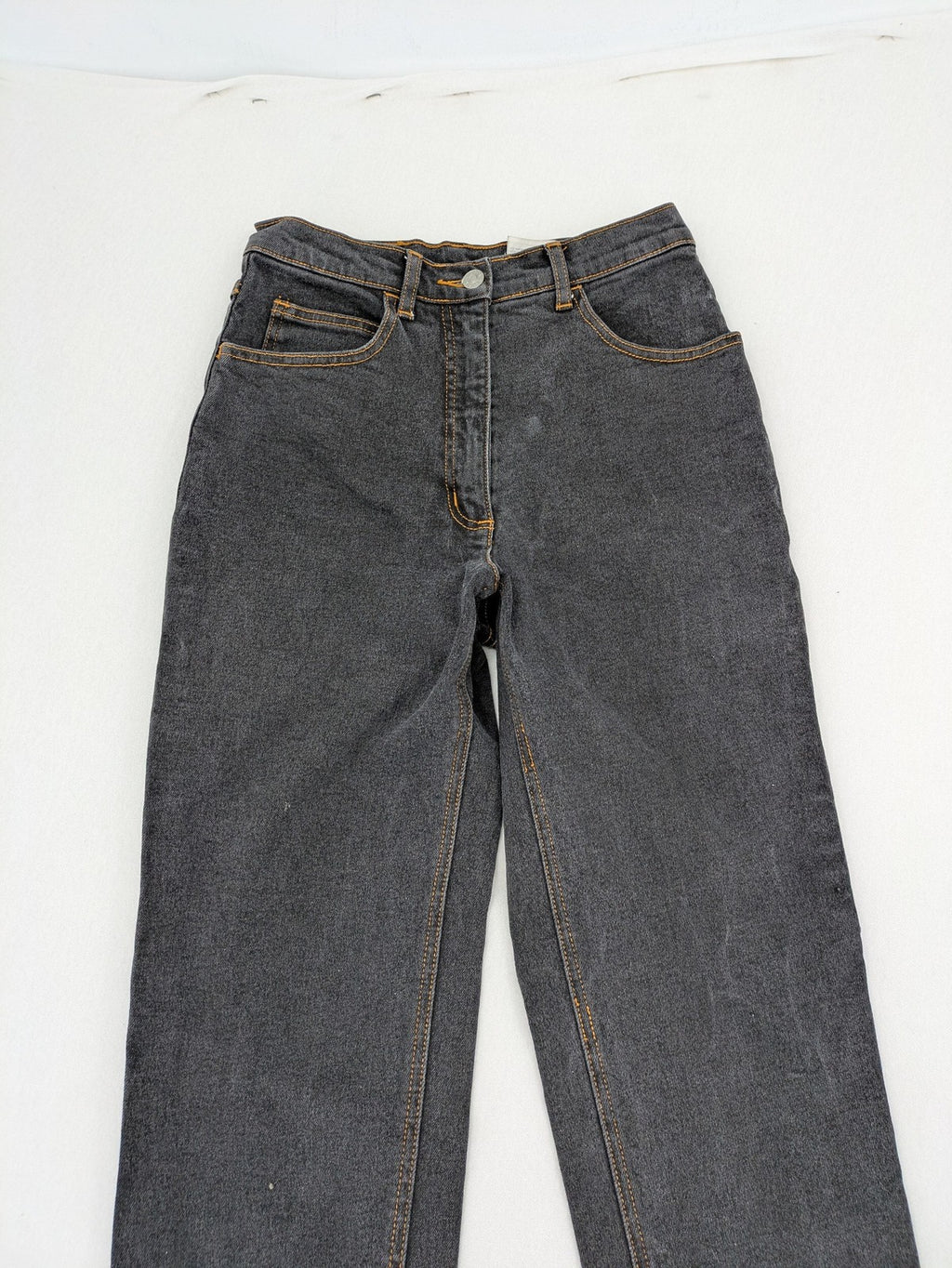 john baner grey high waist mom jeans classic 5-pocket design with contrast stitching