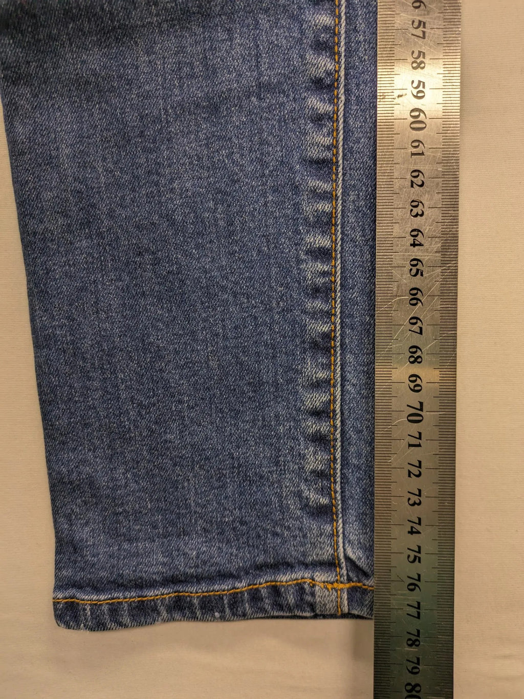 Vingino blue skinny jeans with adjustable waistband and classic wash, made from stretch denim.