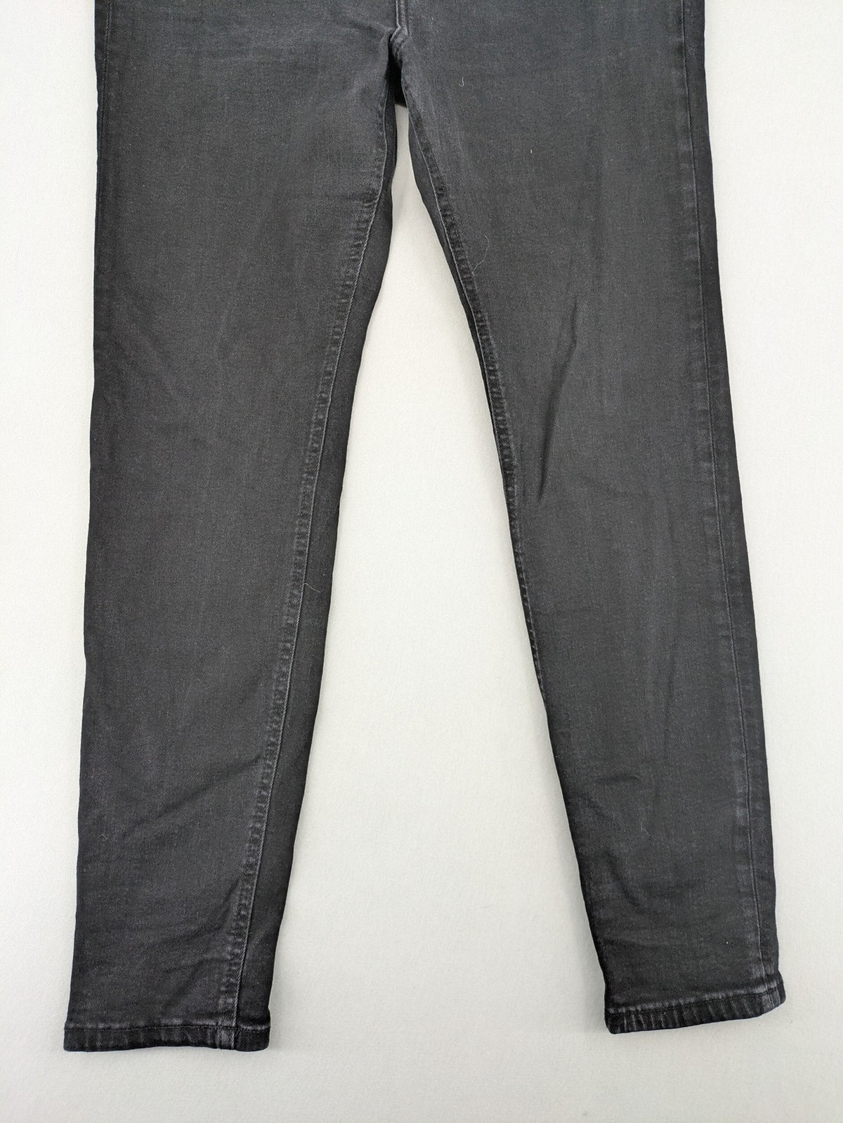 Pull&Bear grey skinny jeans high rise with classic five-pocket design and stretch denim.
