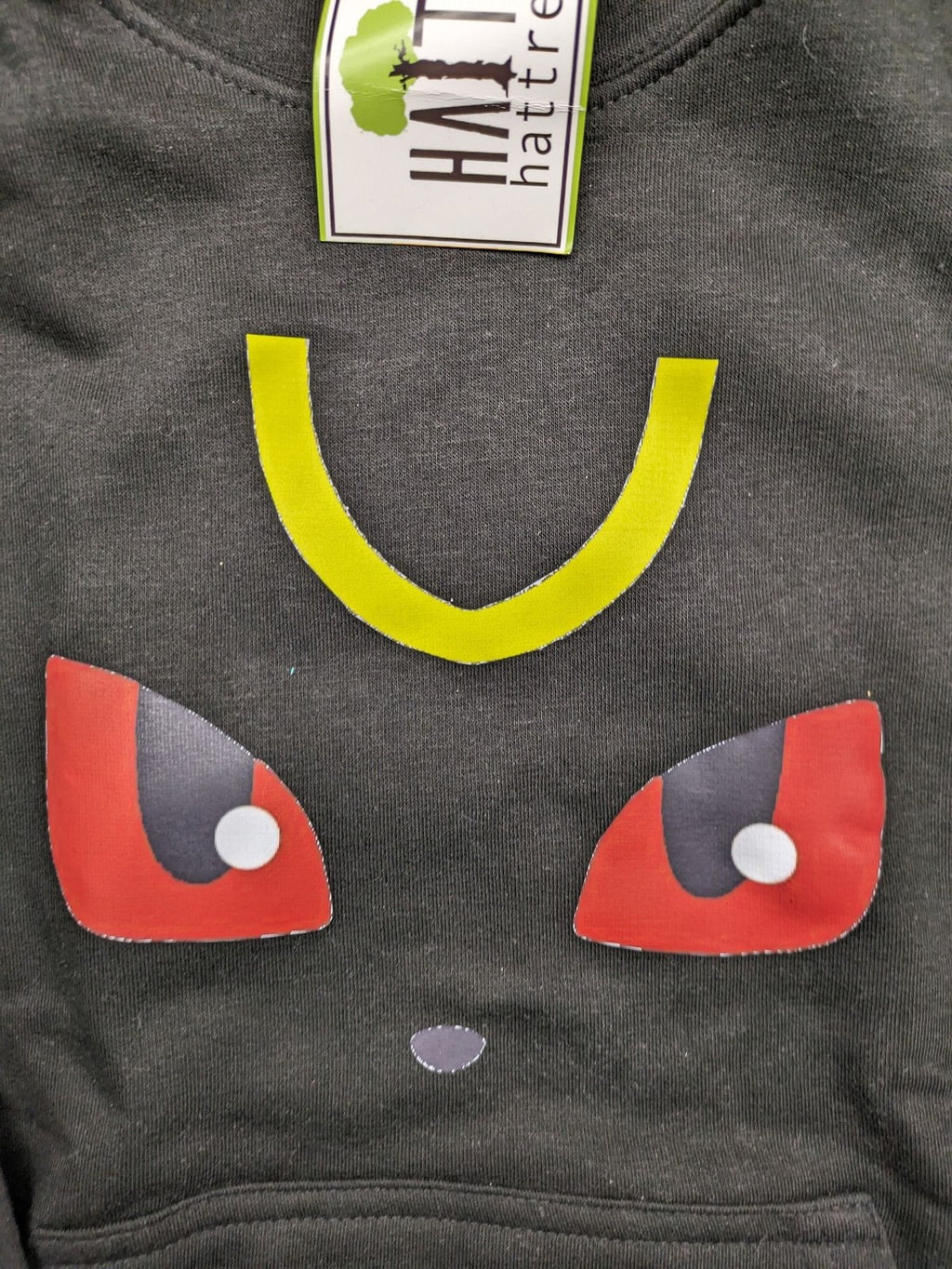 Kinder black hoodie featuring Umbreon graphic, soft cotton-polyester blend, classic pullover style.