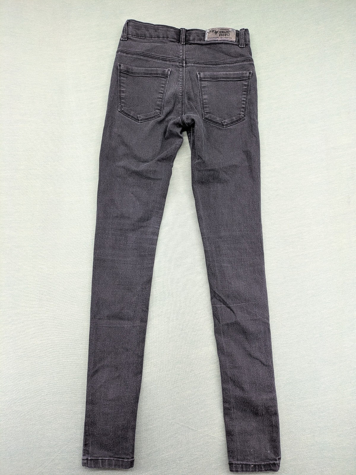Blue Effect blue straight jeans with adjustable waistband and classic 5-pocket style.