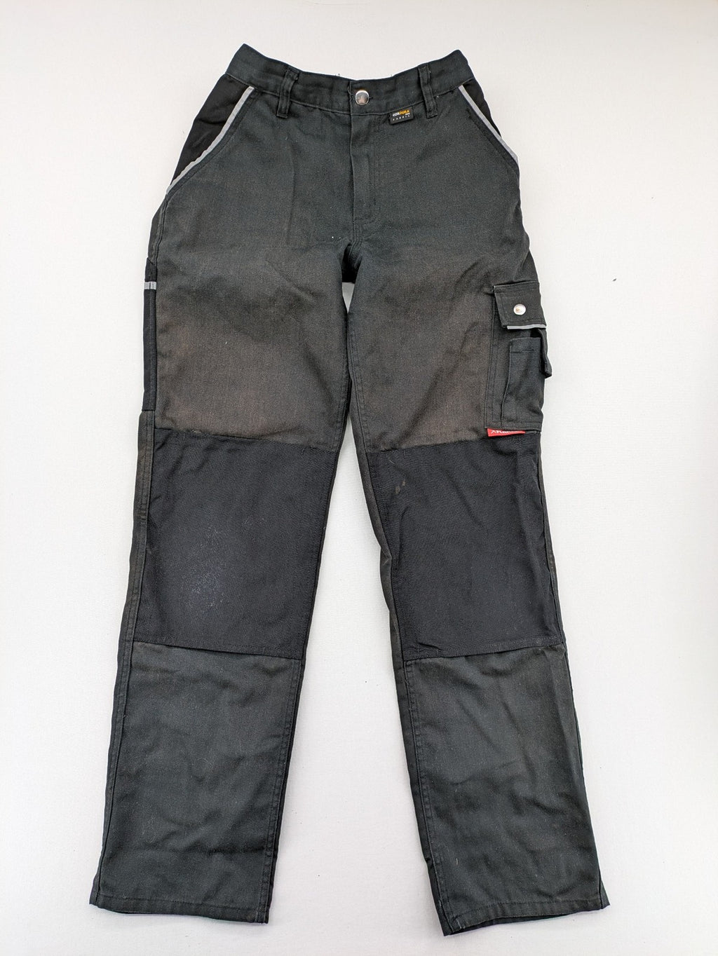 Planam work trousers black canvas with Cordura knee reinforcement and cargo pockets.