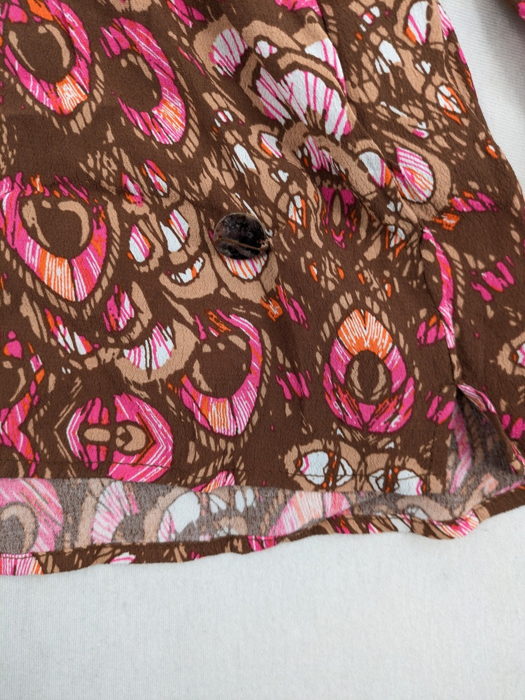 Lieblingsstück brown and pink patterned blouse, lightweight viscose, round neckline, long sleeves.