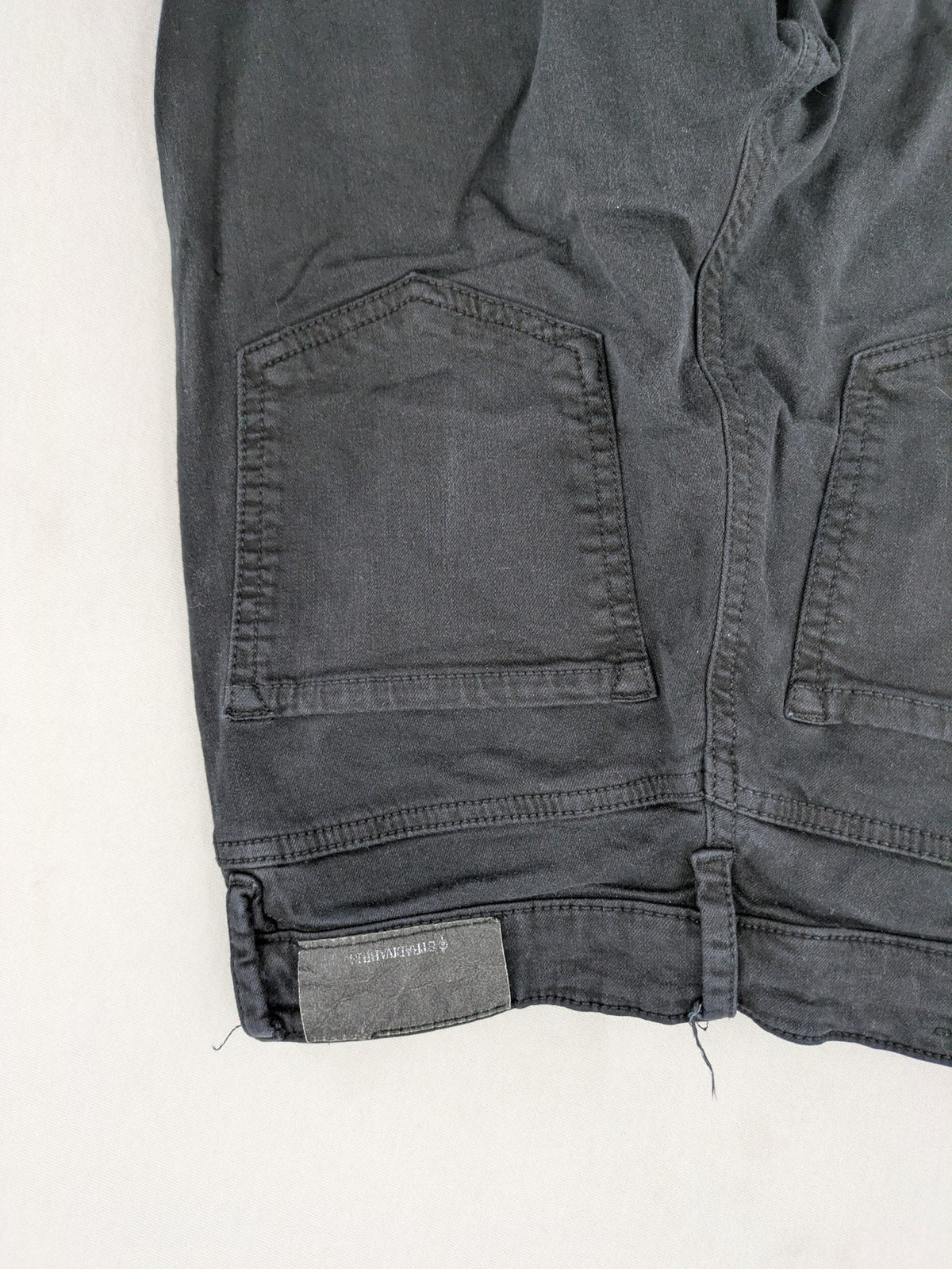Stradivarius black skinny jeans high waist raw hem five-pocket style