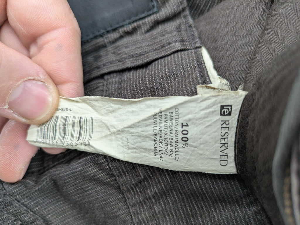 Reserved Co brown straight jeans with fine cord texture and classic 5-pocket design.
