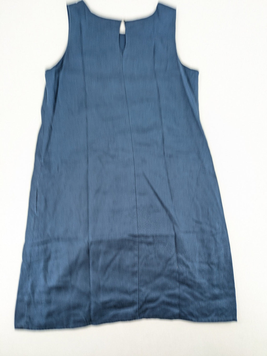 28 Palms blue A-line dress, sleeveless, 100% linen with classic round neckline.
