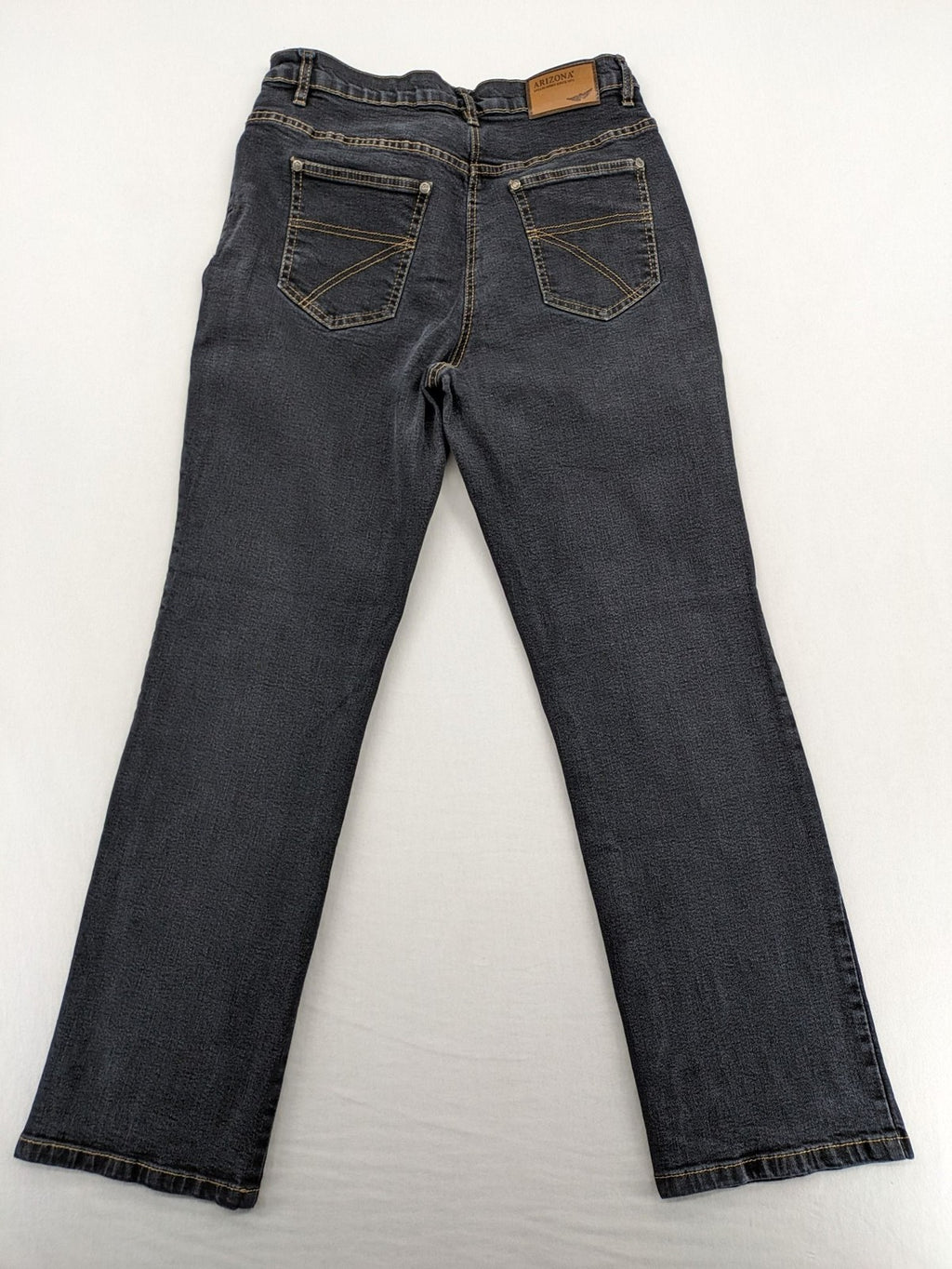 Arizona straight jeans blue with classic 5-pocket design and comfortable stretch fabric.